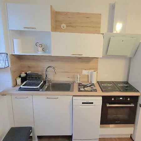 Maison De Ville Avec Terrasse "La Sympathique" โจนแซค ภายนอก รูปภาพ
