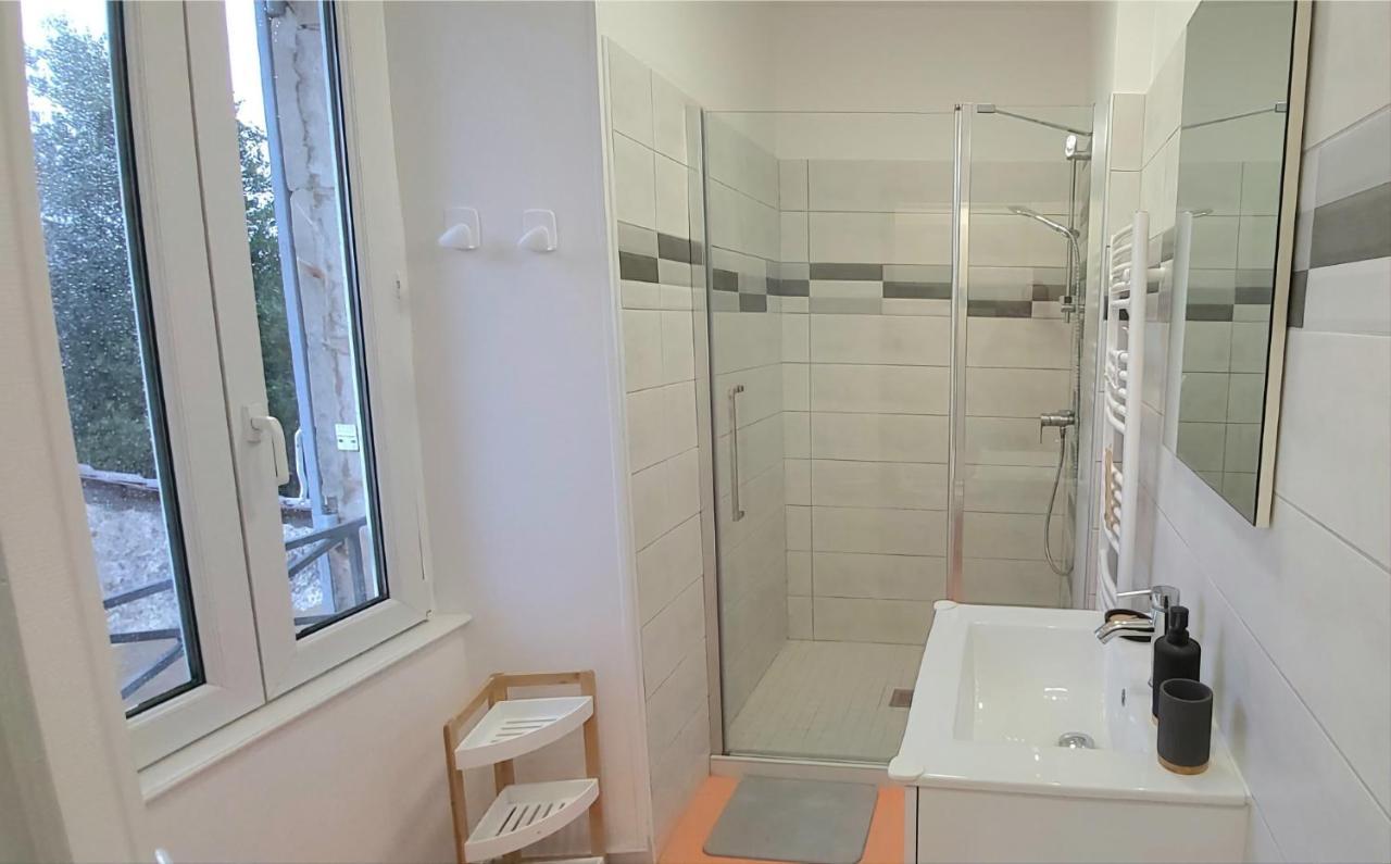 Maison De Ville Avec Terrasse "La Sympathique" โจนแซค ภายนอก รูปภาพ
