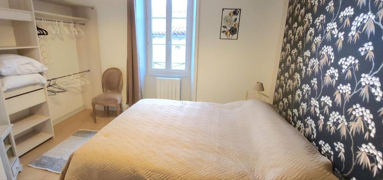 Maison De Ville Avec Terrasse "La Sympathique" โจนแซค ภายนอก รูปภาพ